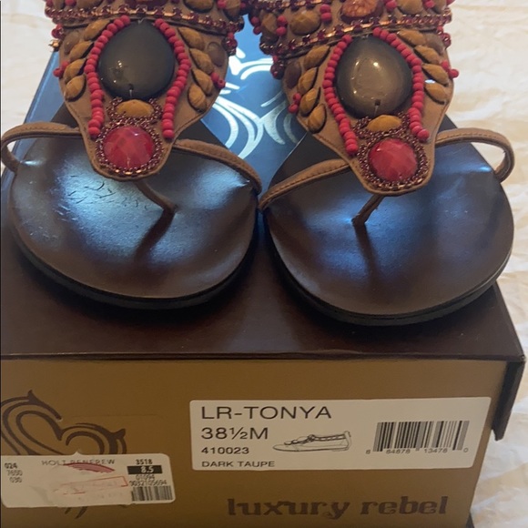 Luxury rebel rhinestone sandals 8.5 - Picture 4 of 7